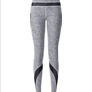 Lululemon Inspire TIght II